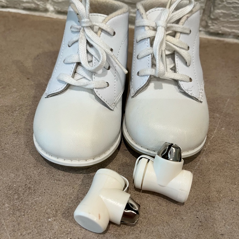 Teeny Toes Classic White Baby Shoes with Bells